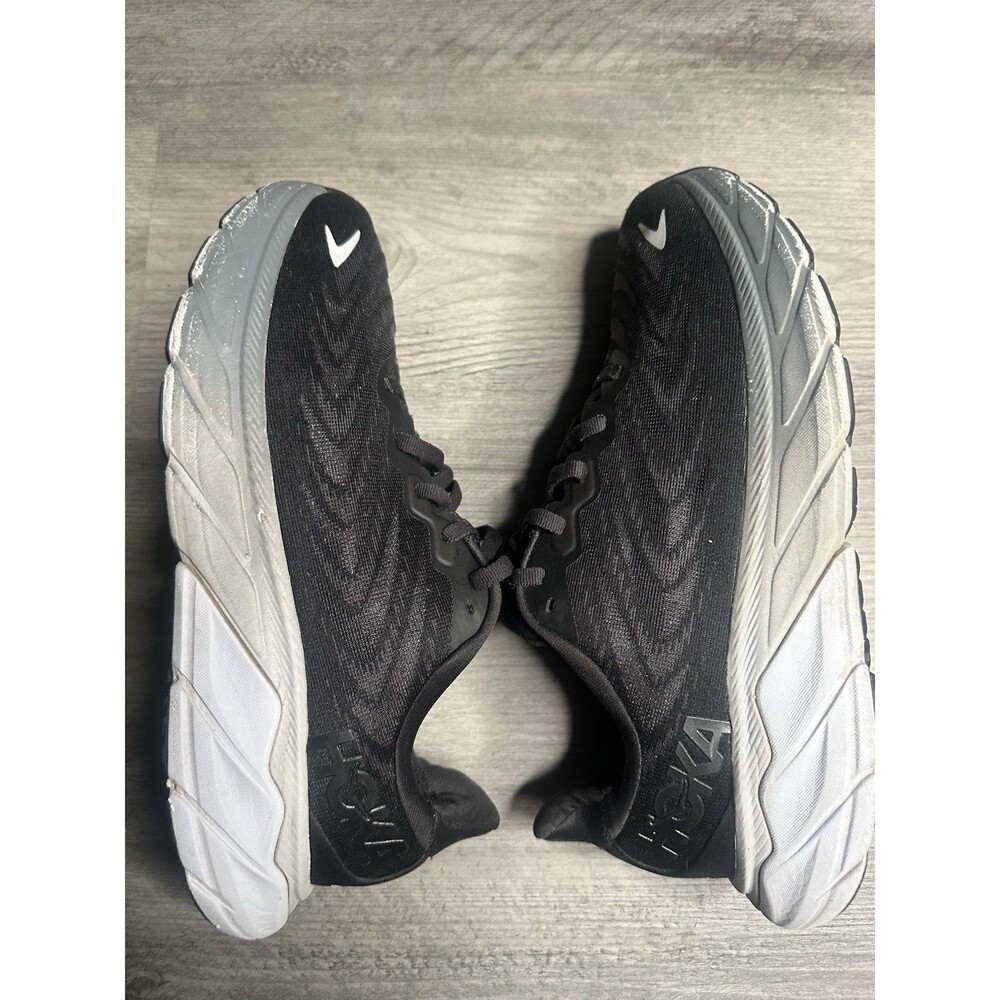 Hoka One One Arahi 6 Womens Size 9.5B Black Gray Walking Running Shoes Sneakers